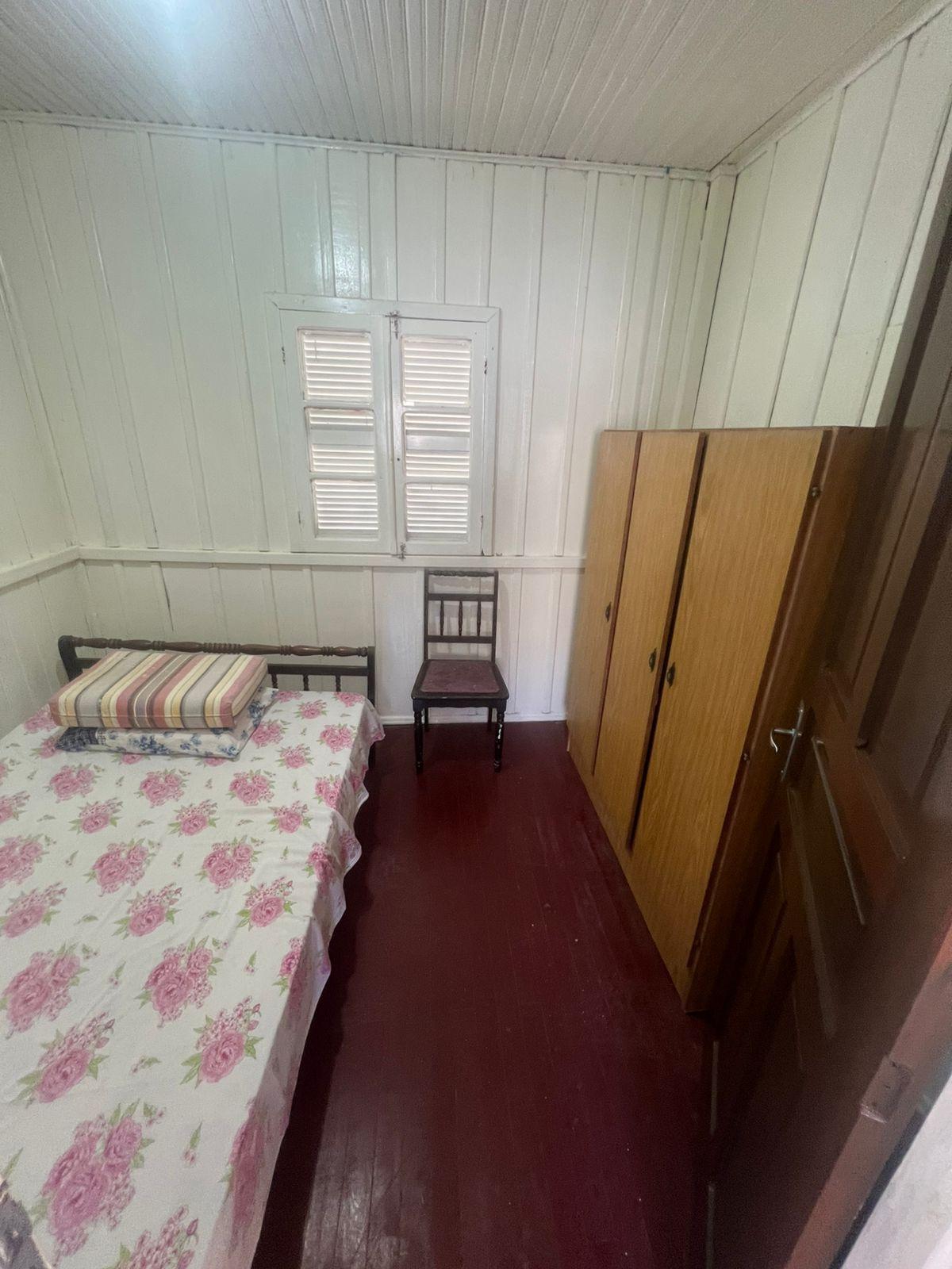 QUARTO CASA MADEIRA RINCÃO.jpeg